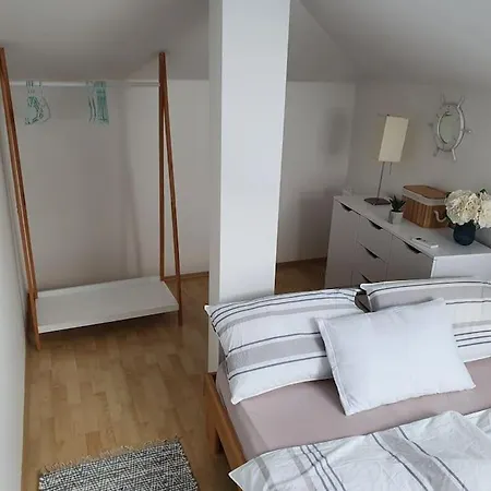 Center Seafront 3 Bedroom 2 Bath