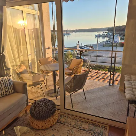 Appartamento Center Seafront 3 Bedroom 2 Bath