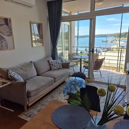 Center Seafront 3 Bedroom 2 Bath Appartamento