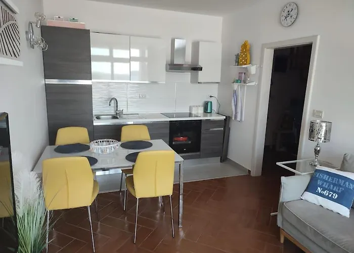 Center Seafront 3 Bedroom 2 Bath Appartement