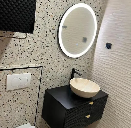 Center Seafront 3 Bedroom 2 Bath * Medulin