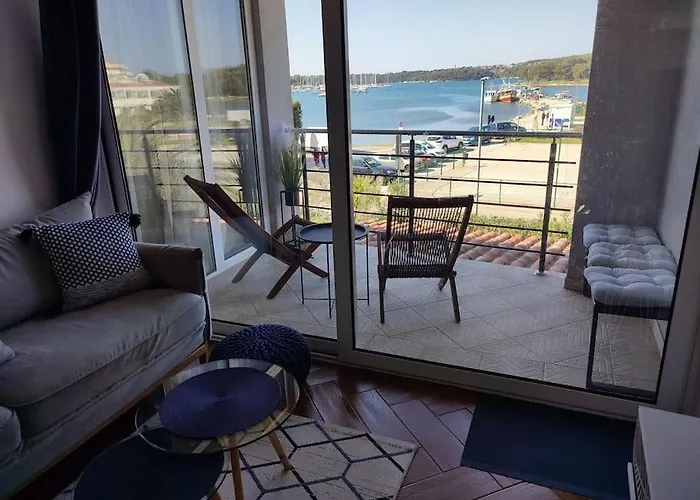 Appartement Center Seafront 3 Bedroom 2 Bath *