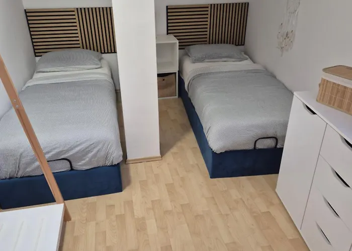 Center Seafront 3 Bedroom 2 Bath * Medulin