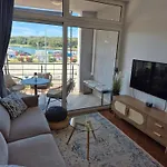 Center Seafront 3 Bedroom 2 Bath Διαμέρισμα