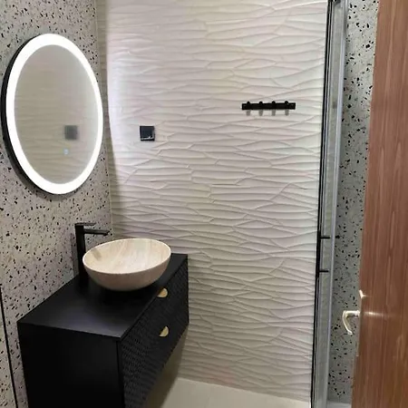 Apartment Center Seafront 3 Bedroom 2 Bath