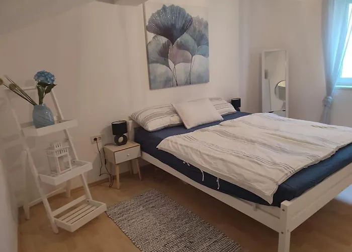 Apartment Center Seafront 3 Bedroom 2 Bath Medulin